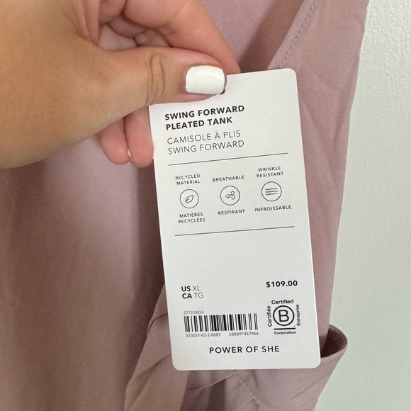 Athleta Swing Forward Pleated Tank Size XL NWT - Picture 3 of 4